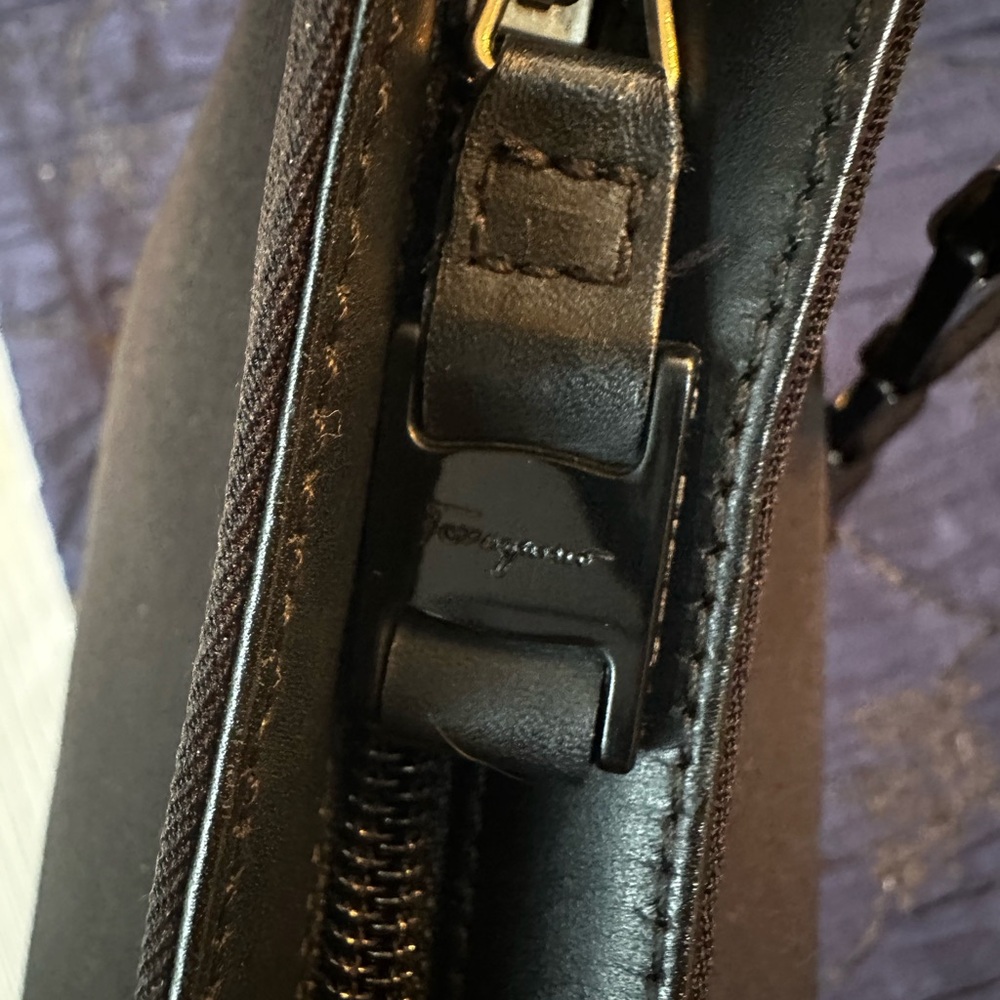 Black Ferragamo Fine Gauge Canvas Shoulder Bag. EUC. - Picture 15 of 15